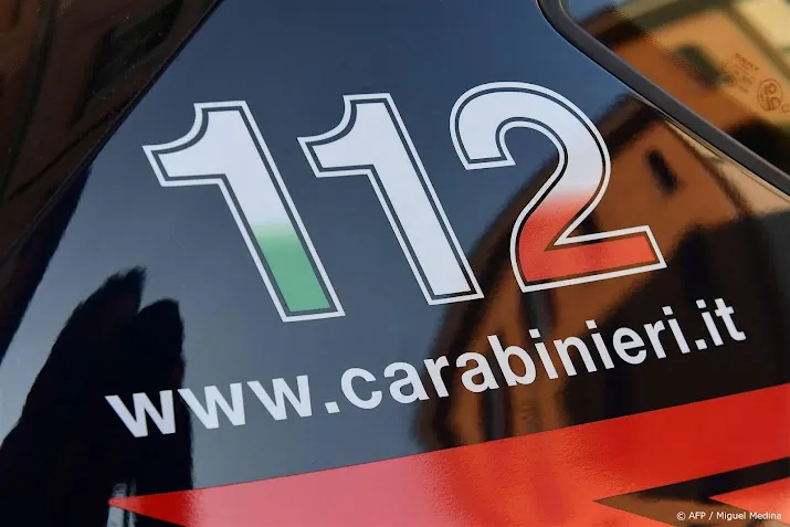 voortvluchtige nederlander in italie slapend bij kapel gevonden