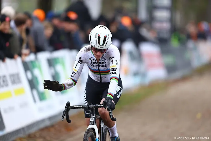 vos door balsamo geklopt in openingsrit ronde van valencia