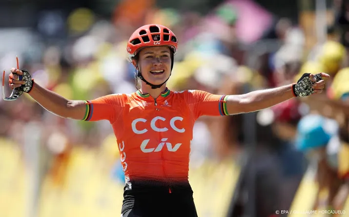 vos wint opnieuw etappe in ardeche