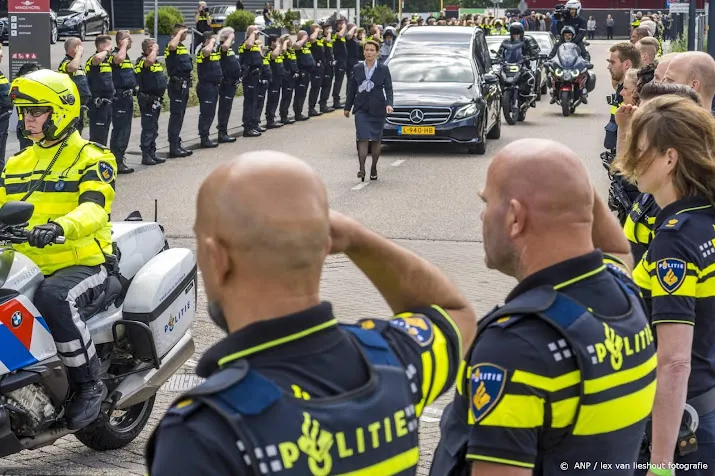 vrachtwagenchauffeur staat terecht voor doodrijden motoragent