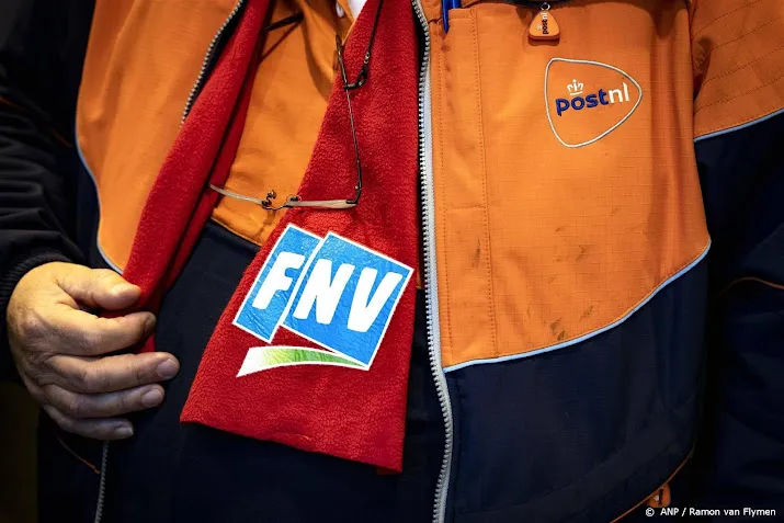 vrachtwagenchauffeurs postnl staken donderdag en vrijdag opnieuw