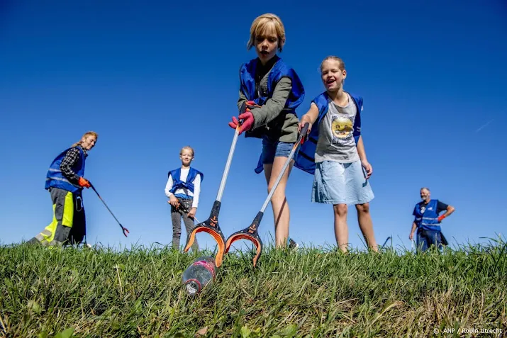 vrijwilligers maken nederland stuk schoner op world cleanup day