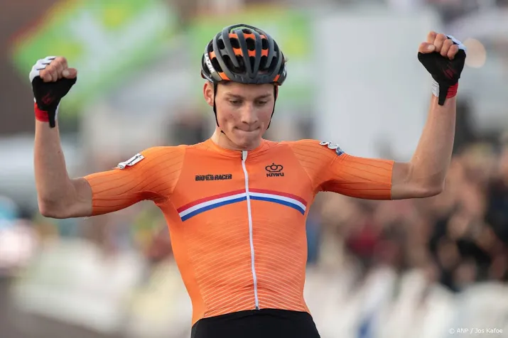 vroege val deert van der poel niet in baal