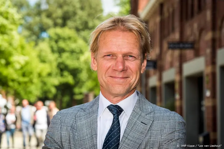 vroege vogels eert frater willibrordus met eigen prijs