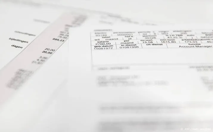vrouw verdiende vorig jaar 13 procent minder per uur dan man