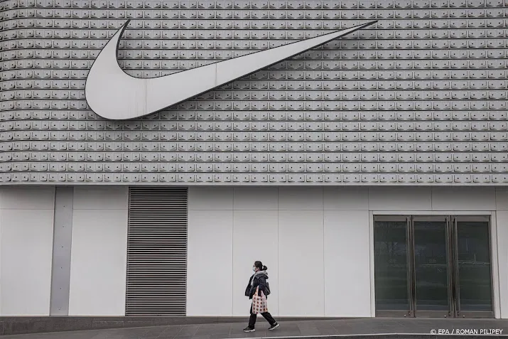 vs controleren nike en adidas op dwangarbeid in china