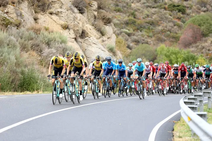 vuelta houdt vast aan drie weken