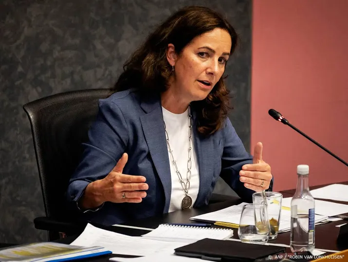 vvd blijft bij motie van wantrouwen tegen halsema vanwege demo