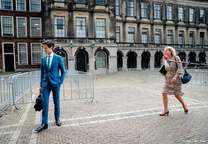vvd en d66 spreken in drie sessies met mogelijke coalitiepartners