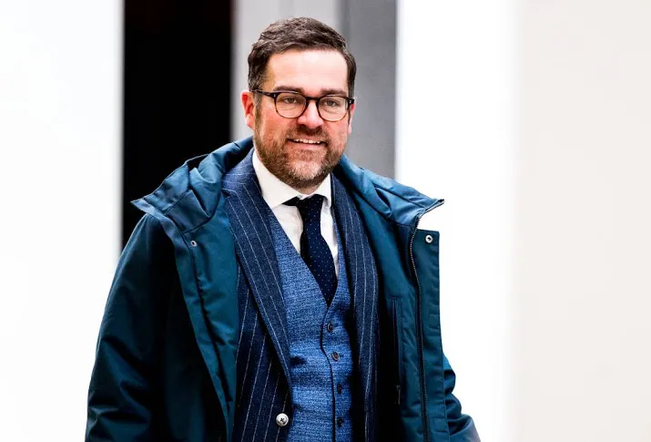 vvd moet mensen helpen bij integratie