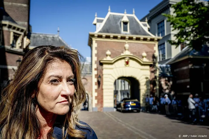 vvd top wil zoals verwacht yesilgoz als lijsttrekker