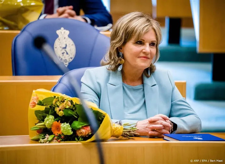 vws minister pia dijkstra wil niet alleen op de winkel passen