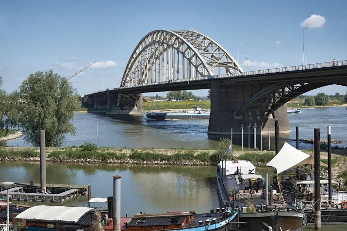 waalbrug nijmegen dicht om nieuwe bouwtekening
