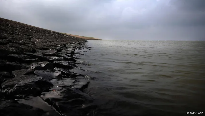 waddenprovincies vragen minister om stop gaswinning waddenzee