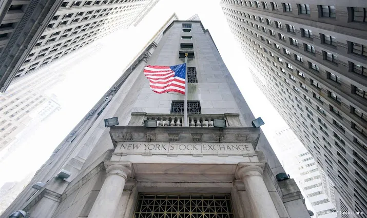 wall street begint lager aan drukke beursweek