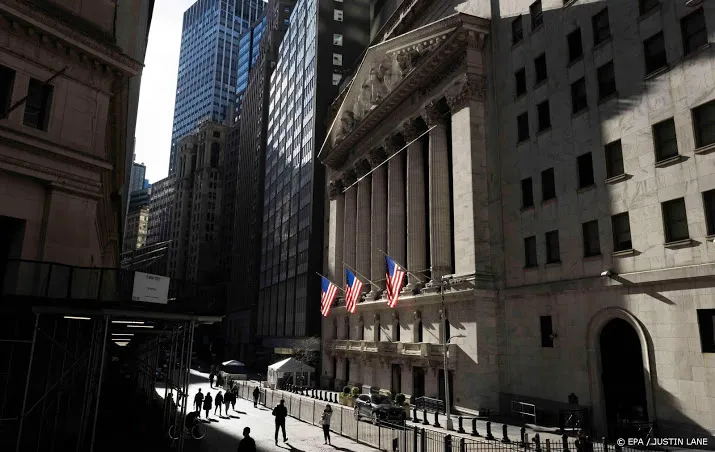 wall street begint met kleine uitslagen