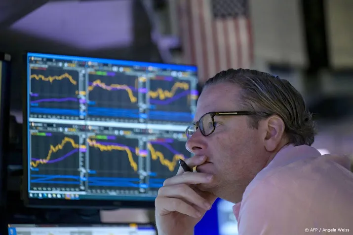 wall street herstelt olieconcerns omlaag door daling olieprijs