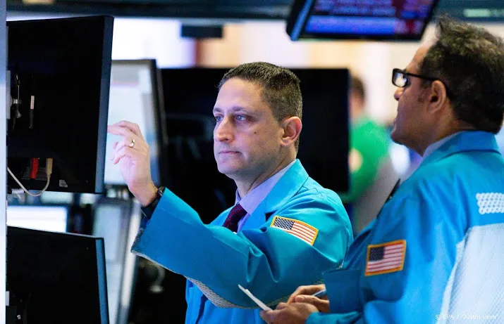 wall street licht hoger na records