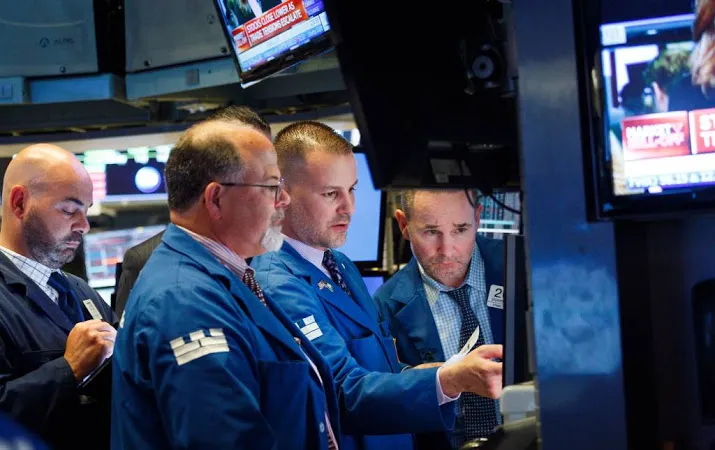 wall street licht hoger op fed dag
