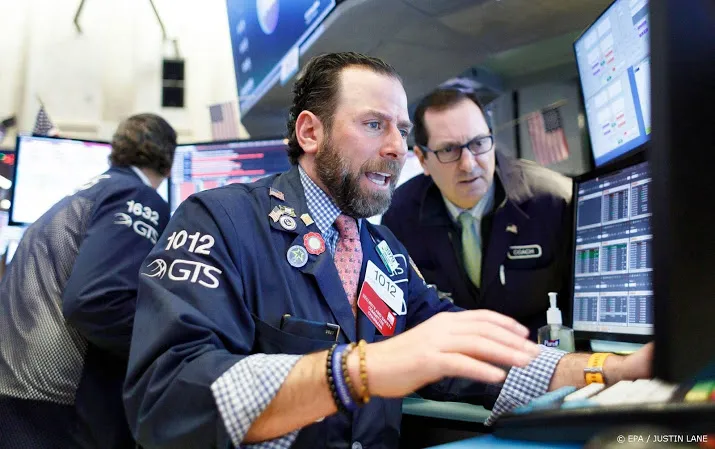 wall street met bescheiden winst aan handelsdag begonnen