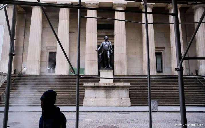 wall street opent handelsweek in mineur