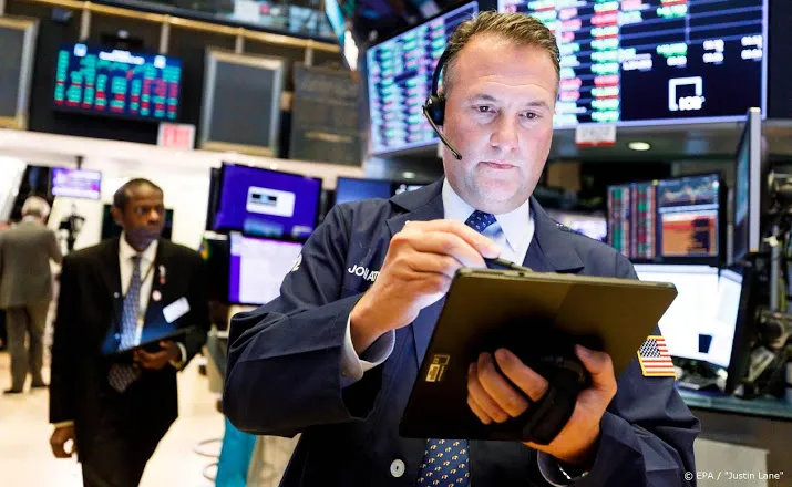 wall street opent met kleine plussen