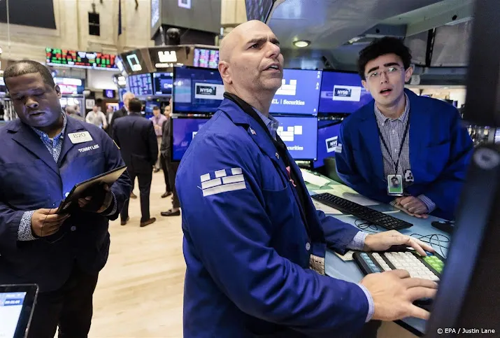 wall street opent verdeeld ondanks afwenden shutdown in de vs