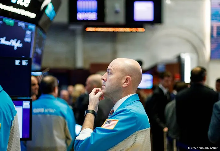 wall street opent week met winsten