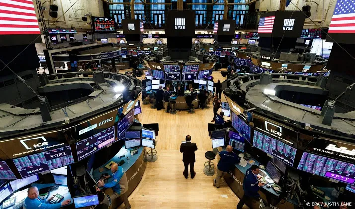 wall street sluit in mineur nike valt positief op