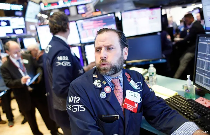 wall street teleurgesteld over uitblijven steunpakket