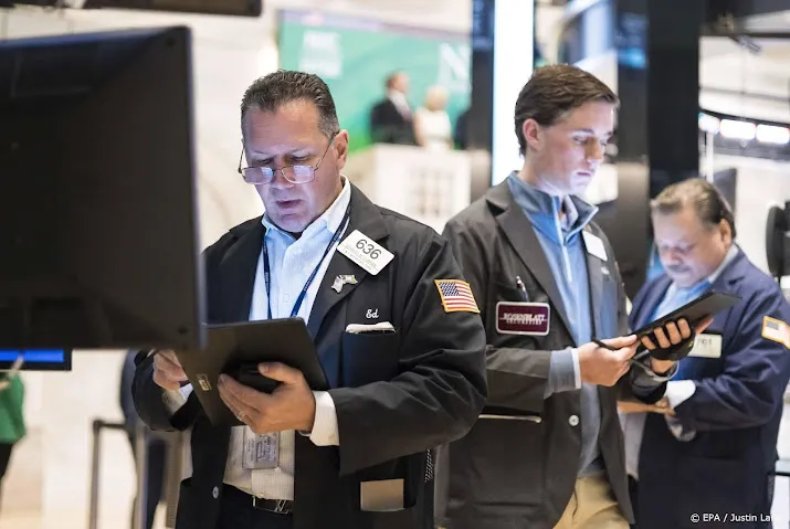 wall street zet herstel voort goldman sachs stijgt na cijfers