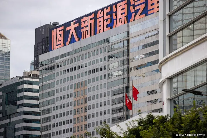 wankelend evergrande betaalt investeerders terug met vastgoed