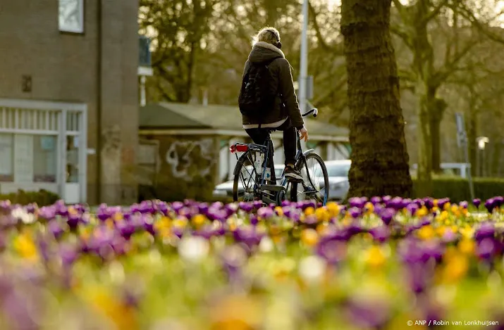warmste 15 februari ooit en eerste officiele lentedag van het jaar