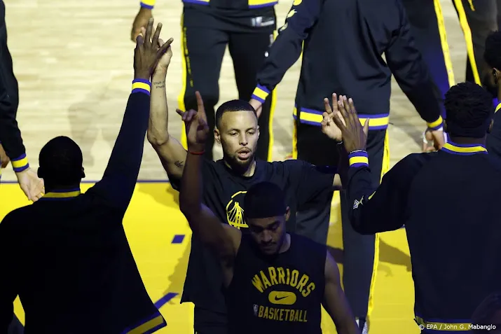 warriors in basketbaltopper te sterk voor suns