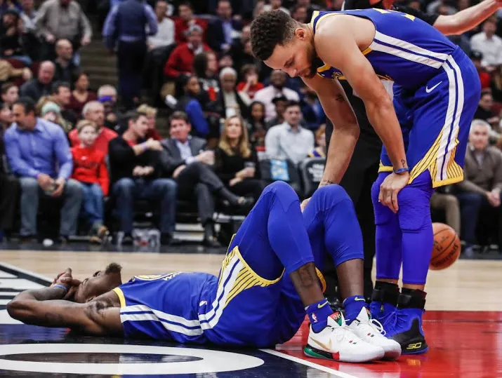 warriors overtuigend langs spurs