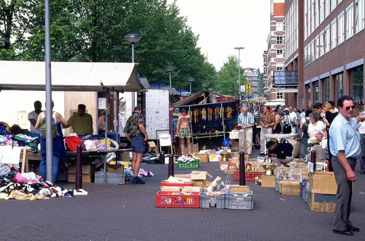 waterlooplein in amsterdam gaat op de schop
