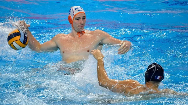 waterpoloer lindhout terug in nederlandse competitie