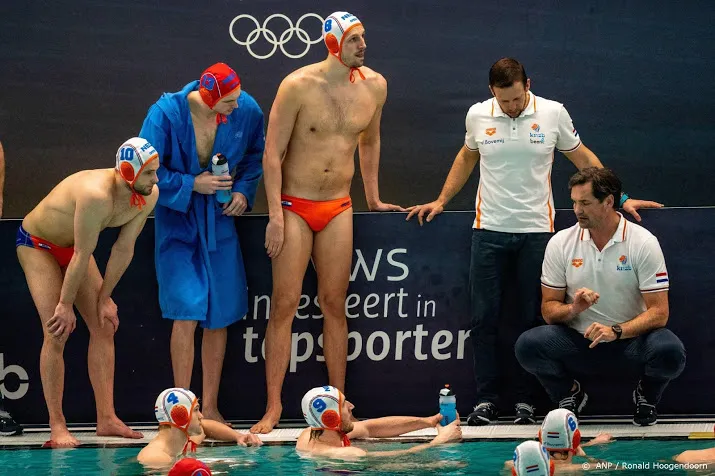 waterpoloers naar volgende ronde op kwalificatietoernooi
