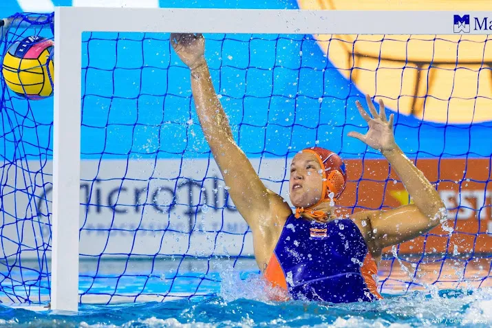 waterpolokeepster aarts 25 keert terug bij oranje