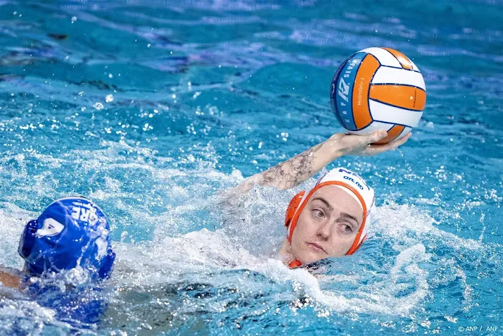 waterpolosters treffen groot brittannie in kwartfinales op ek