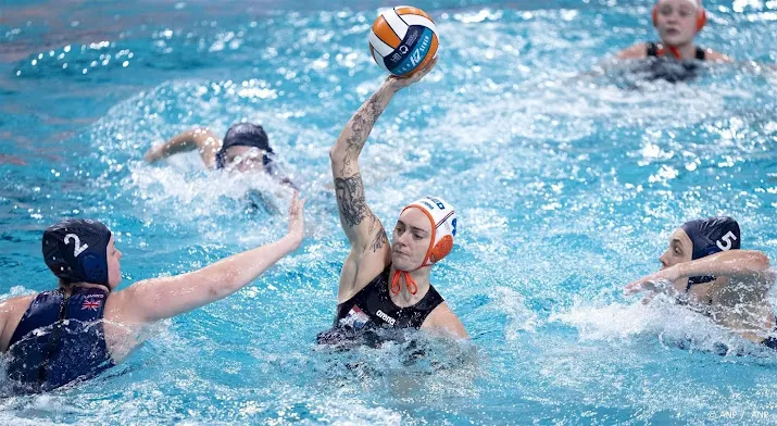 waterpolosters verslaan italie en treffen spanje in ek finale