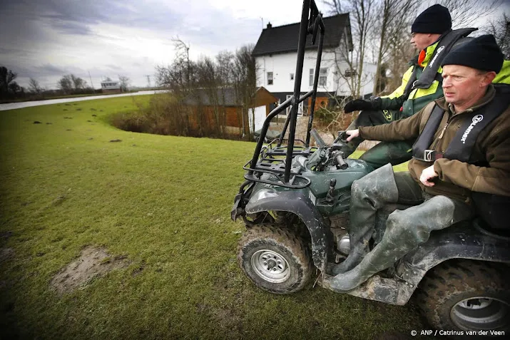 waterschap inspecteert dijken en sluizen na aardbeving