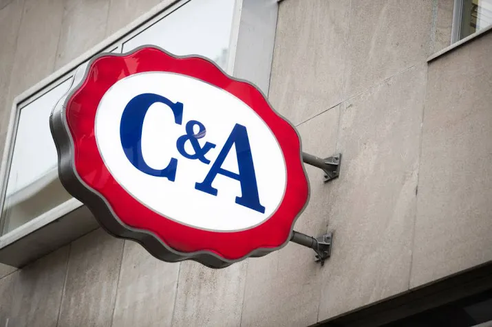 webshop ca in meer landen in de lucht