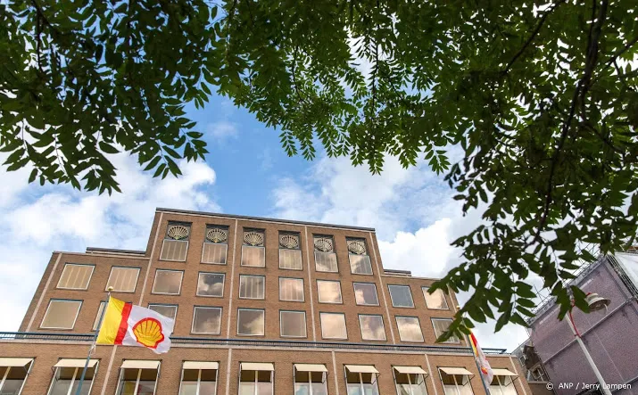 weduwen klagen shell aan om executies nigeria