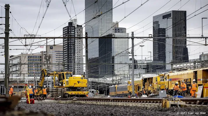 weekend lang geen treinen van en naar den haag centraal