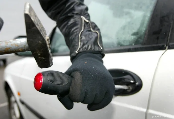 weer minder personenautos gestolen