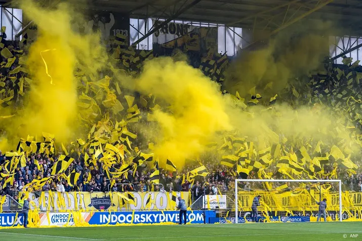 weer zes arrestaties na voetbalrellen breda