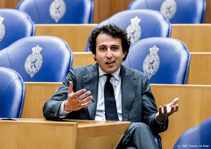 weggestuurd statenlid groenlinks klaagde over discriminatie
