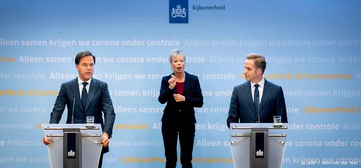 wekelijkse test bij verpleeghuis met coronabesmetting
