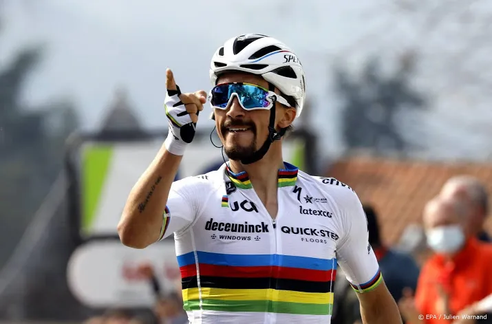 wereldkampioen wielrennen alaphilippe slaat spelen over